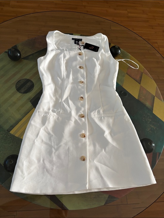 Sincerly Jules Dresses & Skirts - Sincerely Jules White Button-Front Sleeveless Mini Dress